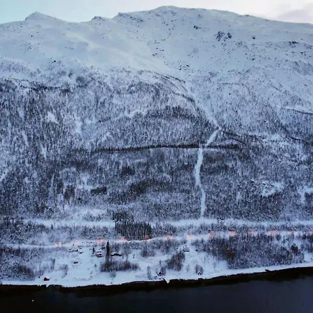 Nyaraló Lyngenfjord Olderdalen